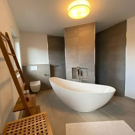 Furnished & Equipped Tdy-tla-tlf House-b - Vollstandig Ausgestattetes Ferienhaus *