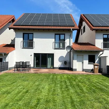 Furnished & Equipped Tdy-tla-tlf House-b - Vollstandig Ausgestattetes Ferienhaus