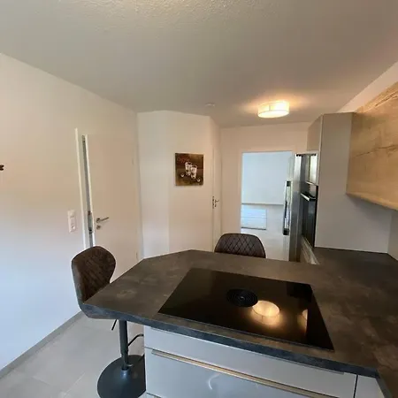 Furnished & Equipped Tdy-tla-tlf House-b - Vollstandig Ausgestattetes Ferienhaus Bruchmühlbach-Miesau